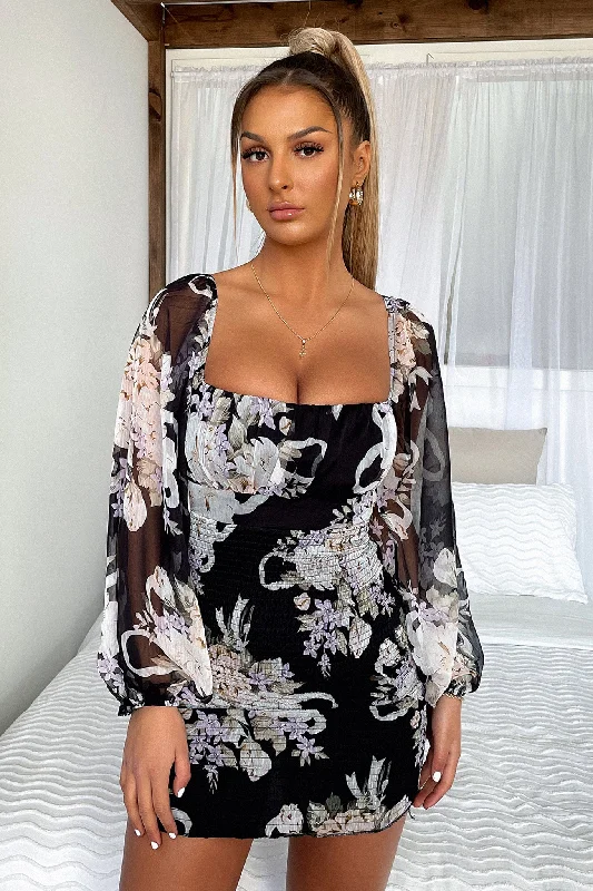 Today Only Soni Dress - Black Floral