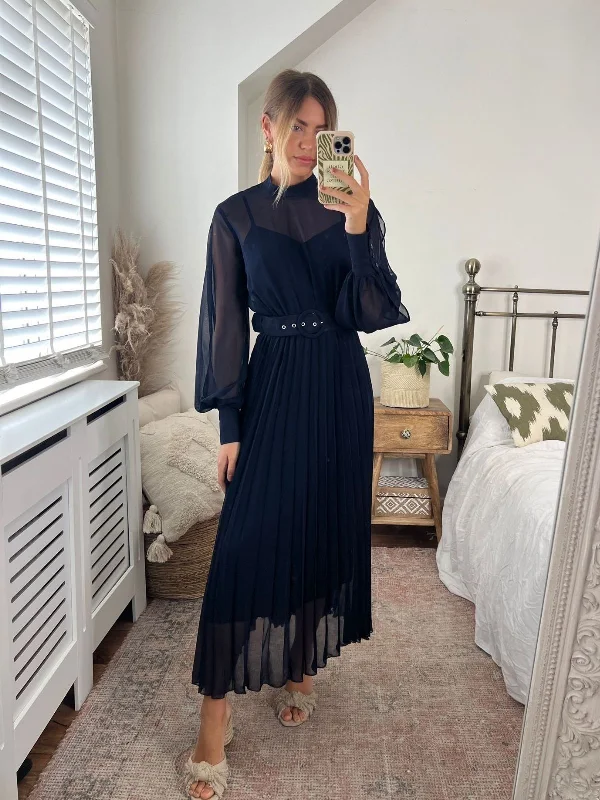 Special Price Angelina High Neck Pleated Dress / Navy