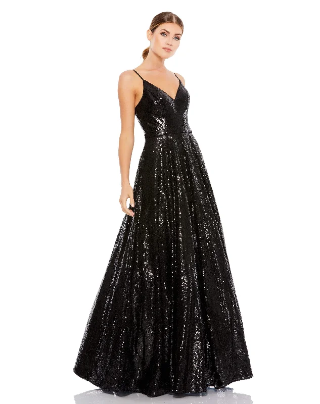 New Arrival Sequined Classic Sleeveless V Neck Ballgown