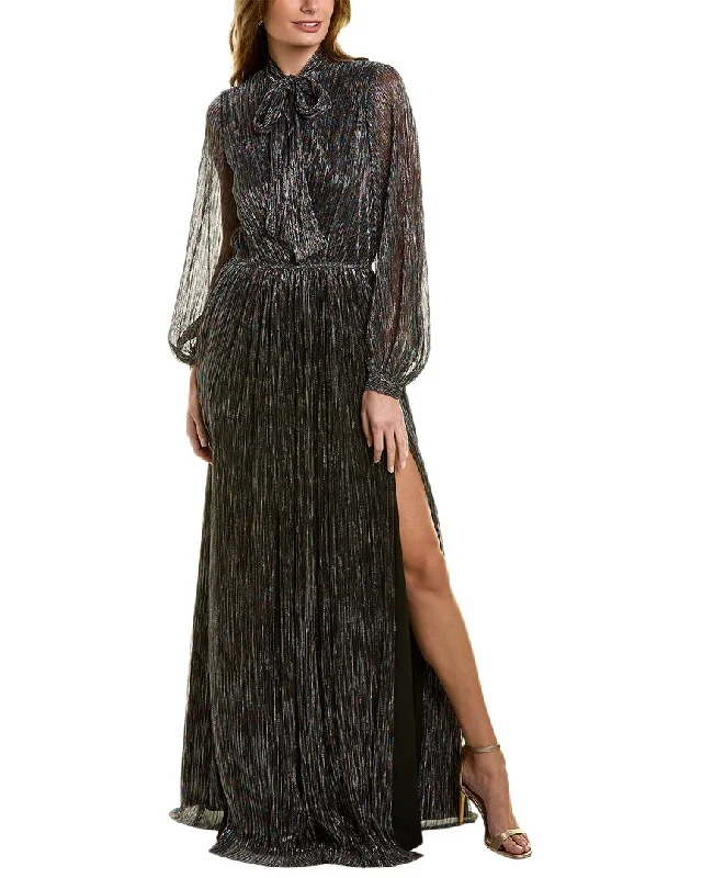 Sneak Peek Sale Black Halo Solania Gown