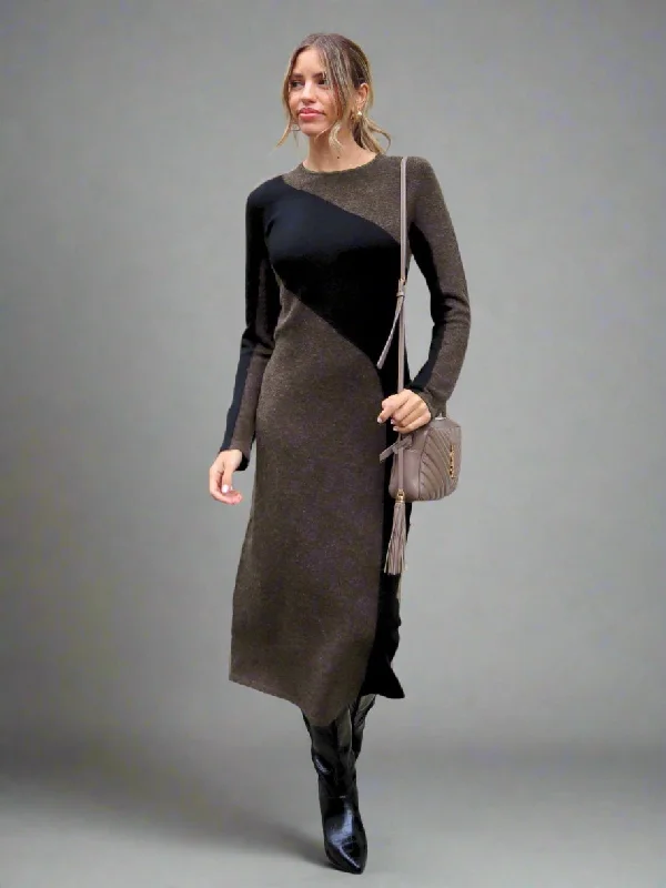 Price Blitz Brynn Knitted Colourblock Midaxi Dress in Chocolate & Black