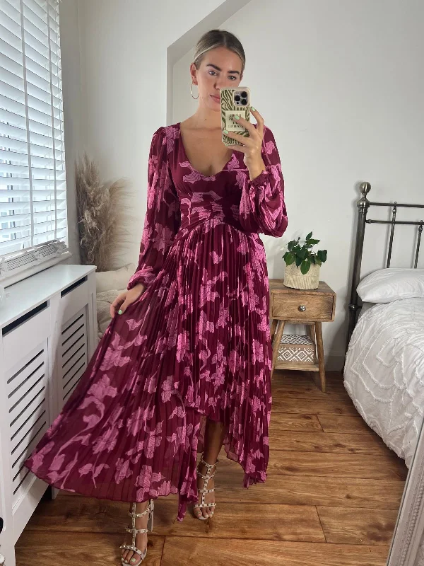 Seasonal Sale Toni Long Sleeved Pleated Maxi Dress / Mulberry Floral