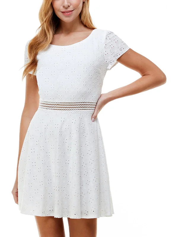 Great Bargains Juniors Womens Eyelet Short Fit & Flare Dress
