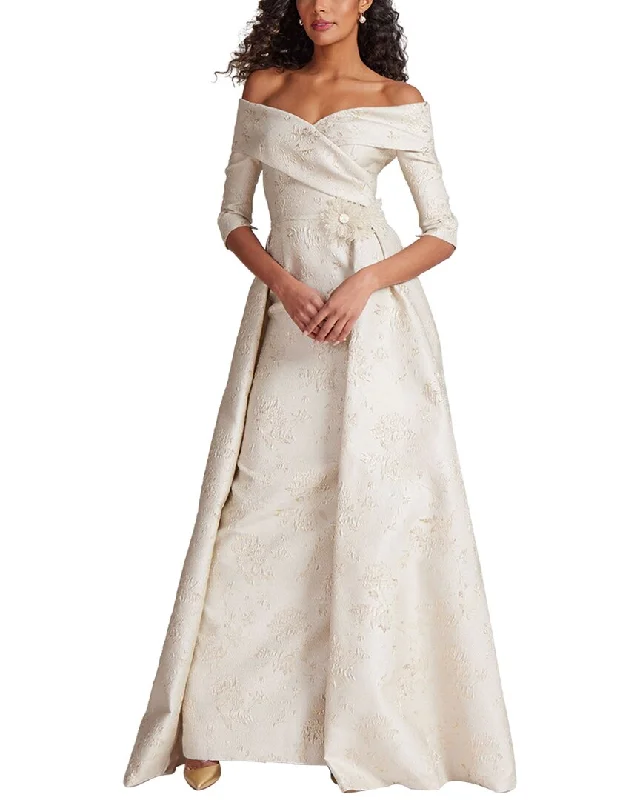 Deep Discounts Teri Jon by Rickie Freeman Special Occasion Long Dress