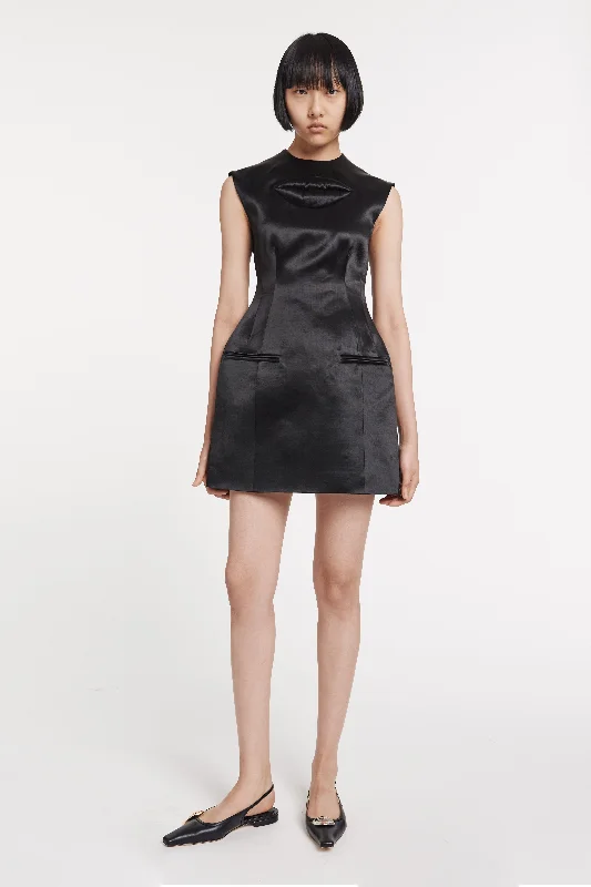 Major Savings Mini Dress With Lip Appliqué Black