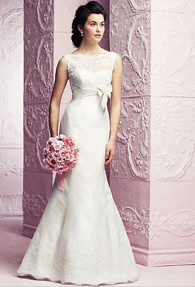 Special Discount Paloma Blanca 4263