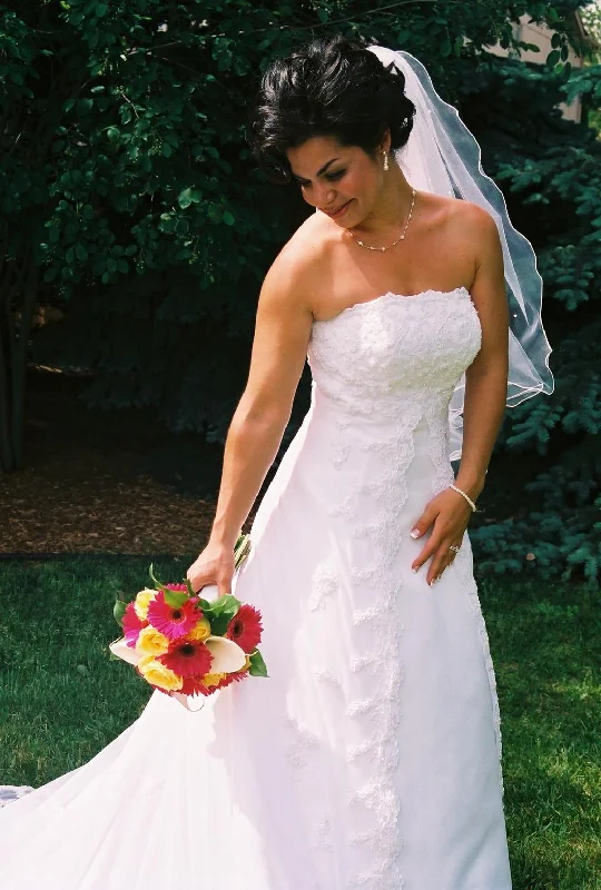 Huge Discounts David's Bridal michaelangelo