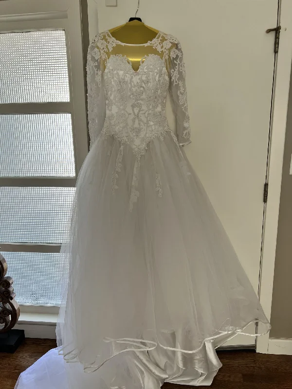Savings Alert David's Bridal Lady Eleanor