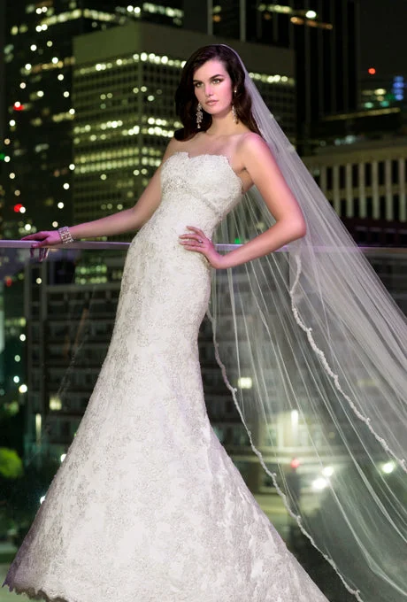 Midnight Sale Essense of Australia D1398