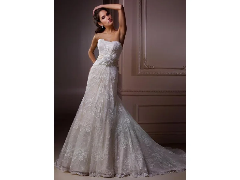Year-End Sale Maggie Sottero Embrace