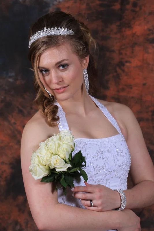 Deep Discounts David's Bridal V8377