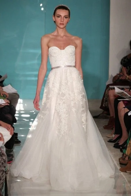 Exclusive Online Offer Reem Acra Heavenly Lace