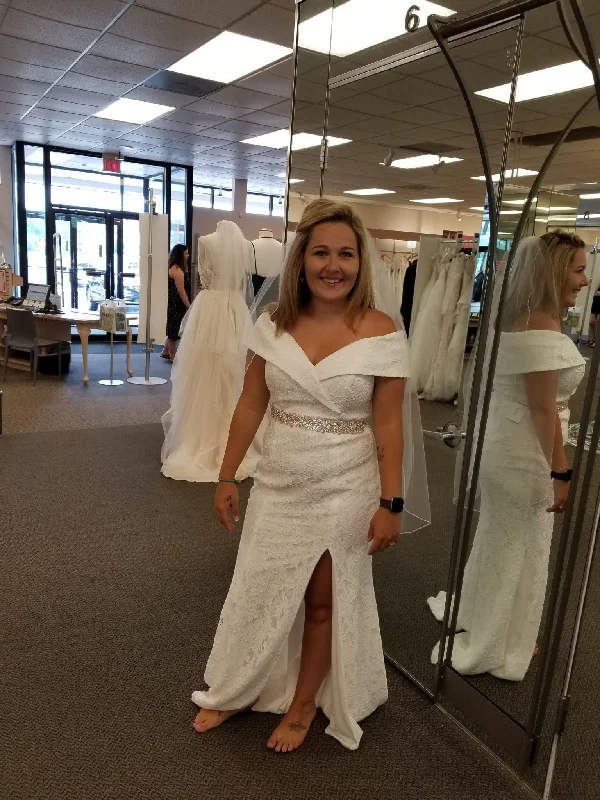 Fantastic Offers David's Bridal Long lace shth ots