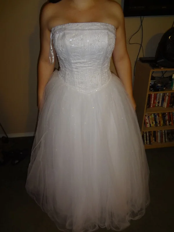 Markdowns David's Bridal NT8017