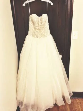 Deal Dash Oleg Cassini CT569