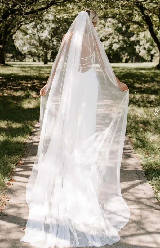 Deal Mania Grace Loves Lace Modern Simple Translucent Grace Vail