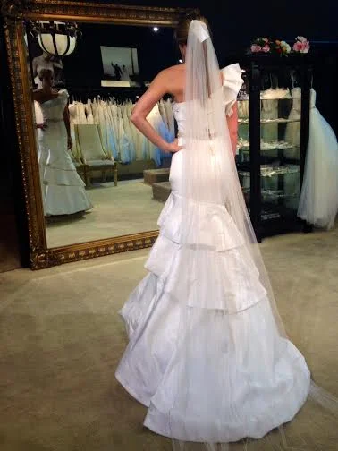 Limited Stock Pronovias Alison