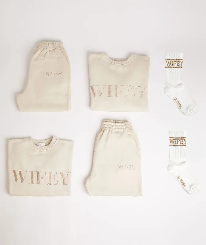 Overstock Wifey Couple Bundle