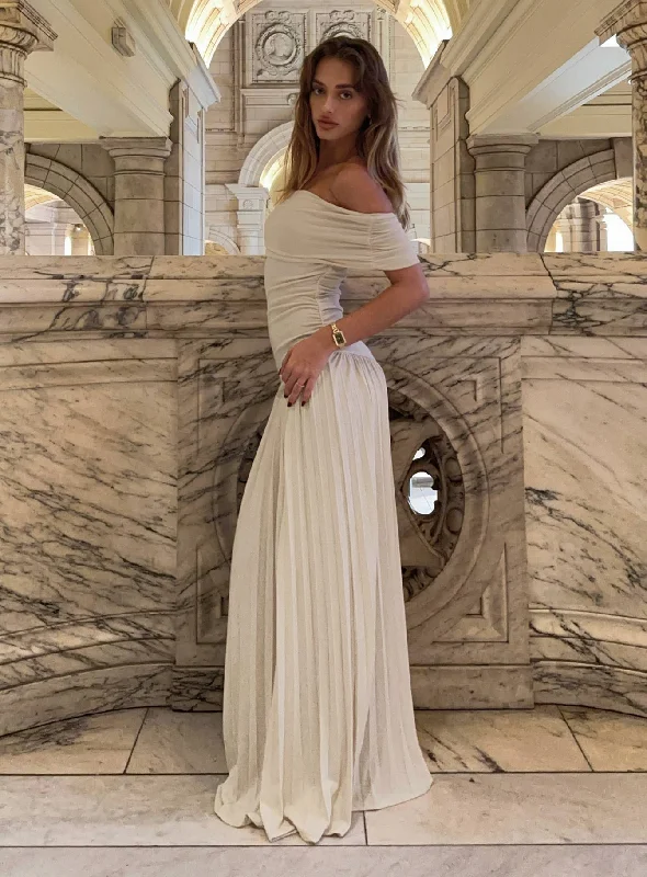 Act Fast Field Of Dreams Maxi Dress Oatmeal