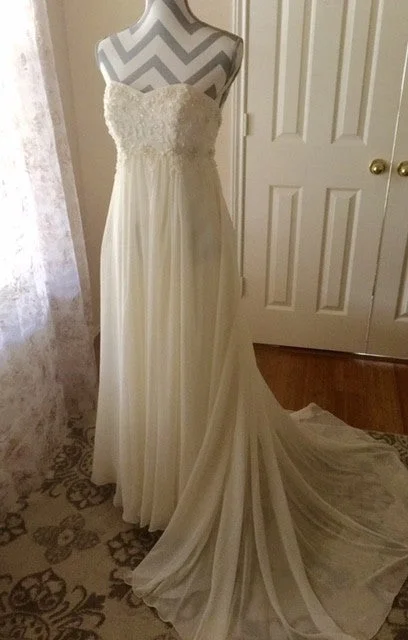 Online Only David's Bridal WG9830