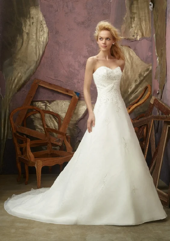 Early Access Mori Lee 2105