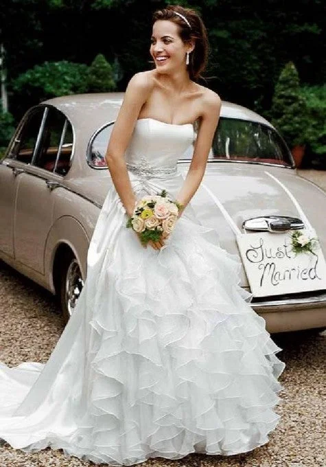 Today’s Deal David's Bridal WG3220