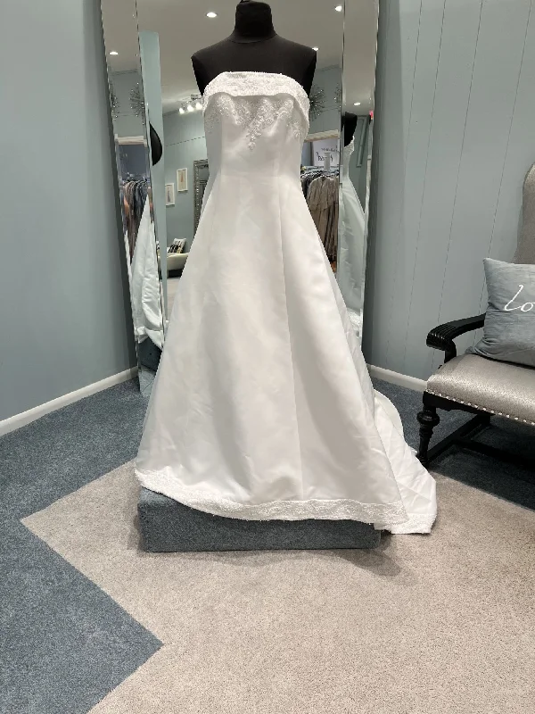 Final Sale David's Bridal Michael Angelo / U8444