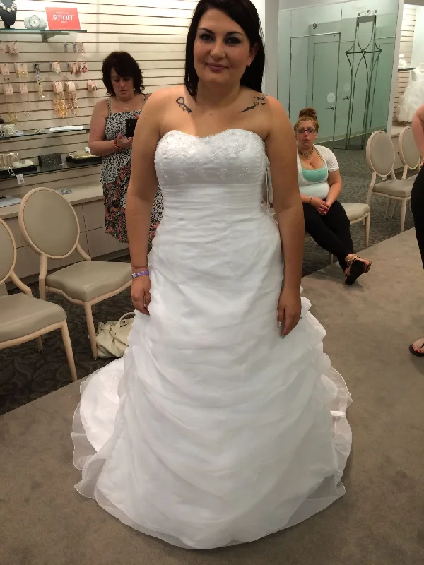 Midnight Madness David's Bridal L9479white