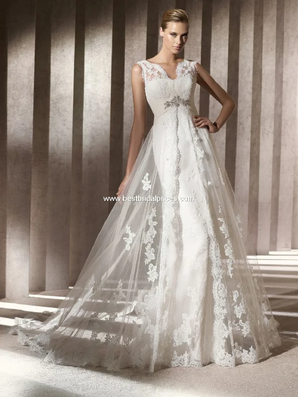 Price Slash Pronovias Bering