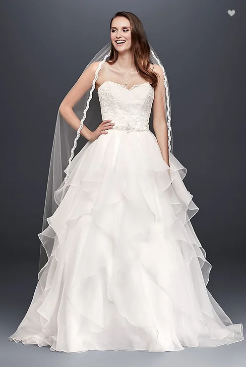 Super Savings David's Bridal Lace and Organza Wedding Ball gown/WG3830