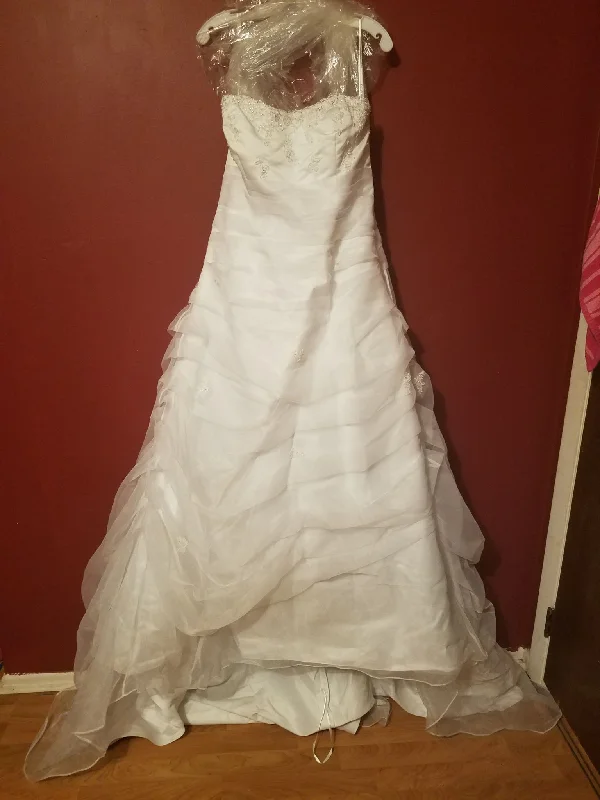 Exclusive Offers David's Bridal L9479