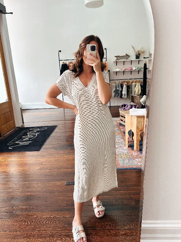 Price Break Kirsten Striped Tee Dress
