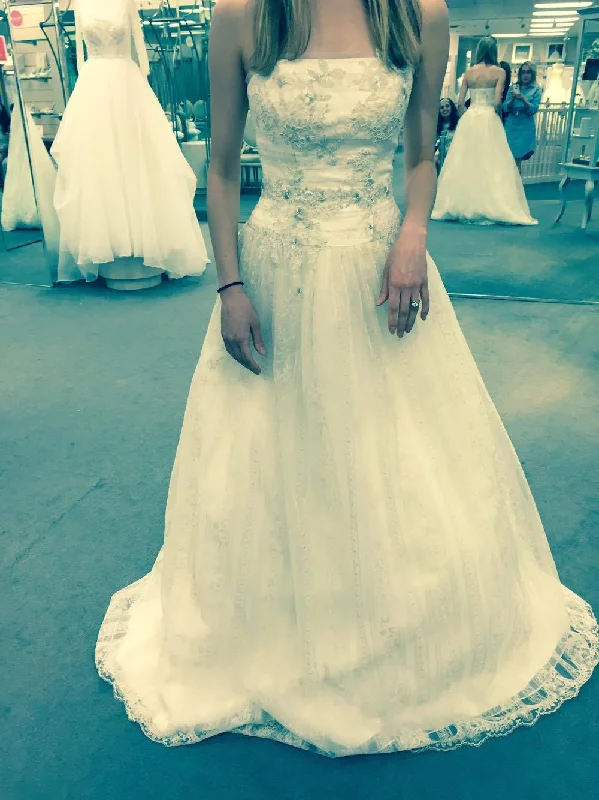 Weekend Deal Melissa Sweet Strapless Vintage Metallic Lace Ball Gown