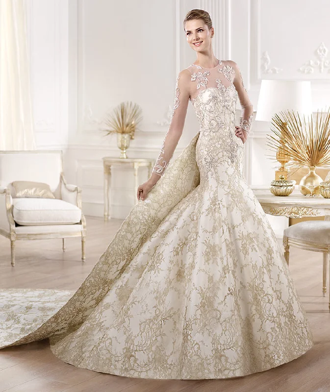 Must-Have Deals Pronovias Yolima